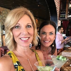 Meet your Posher, Marcia